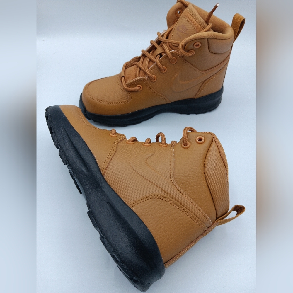 Nike Monoa LTR (PS) Boys Boots Shoes Size 4.5Y Wheat/ Black New With Box - Picture 9 of 11